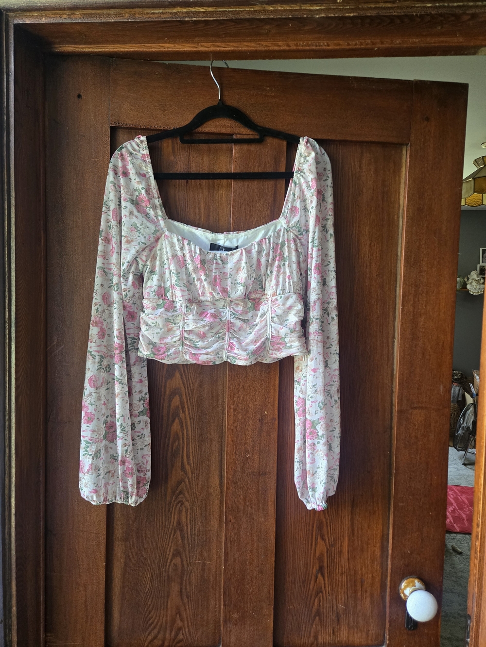 Lulu's Pink Floral Ruched Long-Sleeve Crop Top